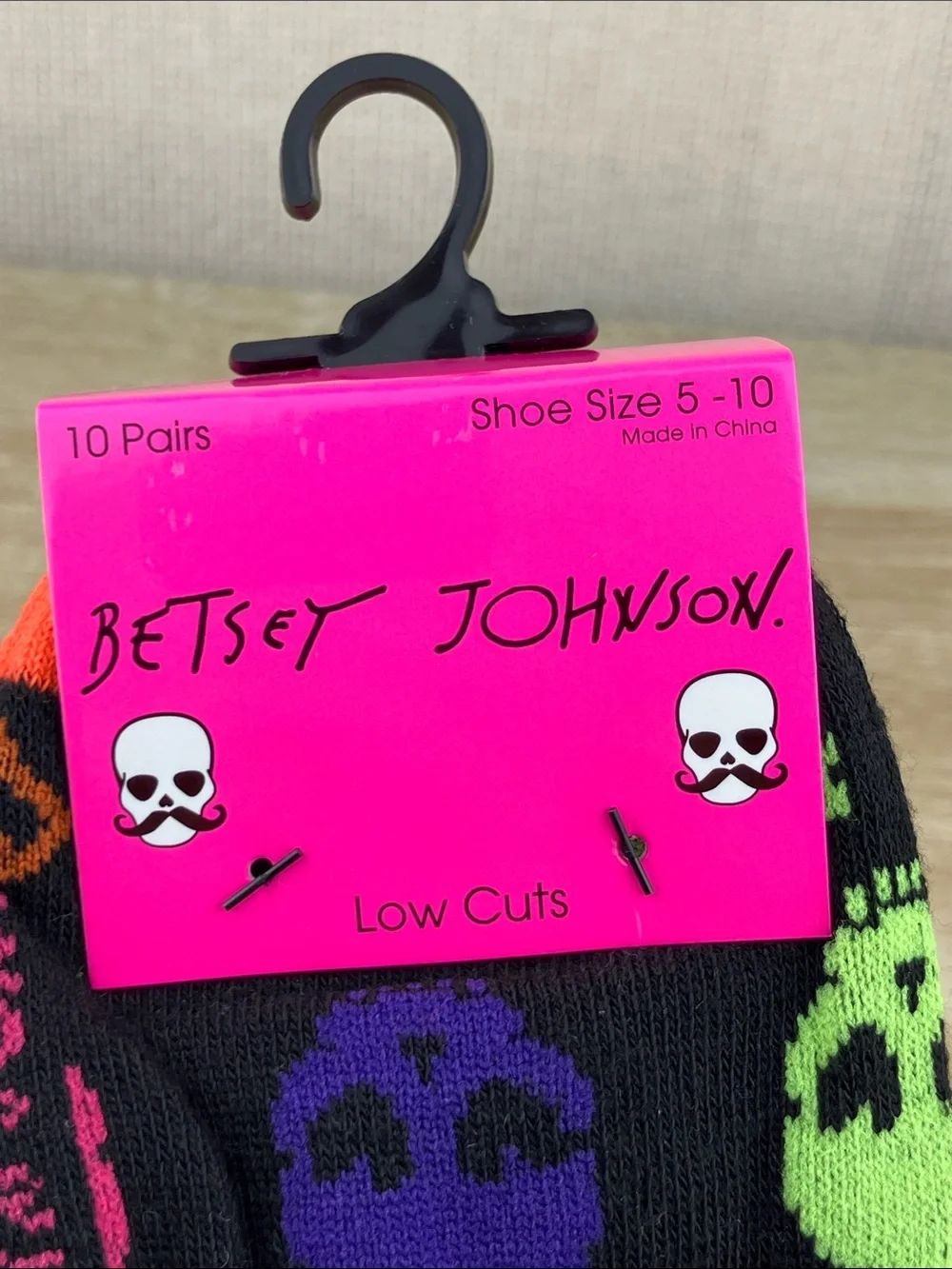 10 PAIRS Halloween Betsey Johnson Socks Low Cuts Skulls Rainbow Goth NWT